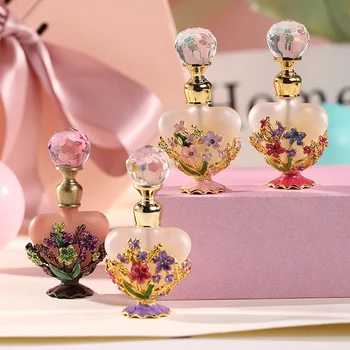 5ml Régi Parfümöt Utántöltő Palack Dubai Arab Stílusú, Kézzel készített Virág Parfume Újratölthető Mini Üres Cseppentő illóolaj Üveg