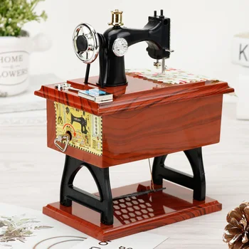 Kreatív Retro Mechanikus Óramű Otthon Kézműves Mini Varrógép Music Box Születésnapi Ajándék Asztal Dekoráció
