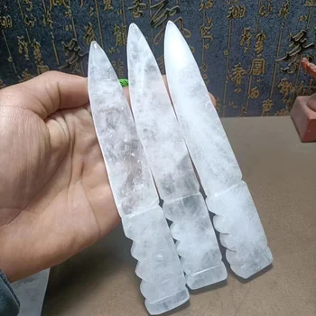 Természetes nyers kő kézzel faragott energia fehér kristály kést. Kvarc Kristály Faragott, csiszolt Reiki nappali dekoratív kezelés